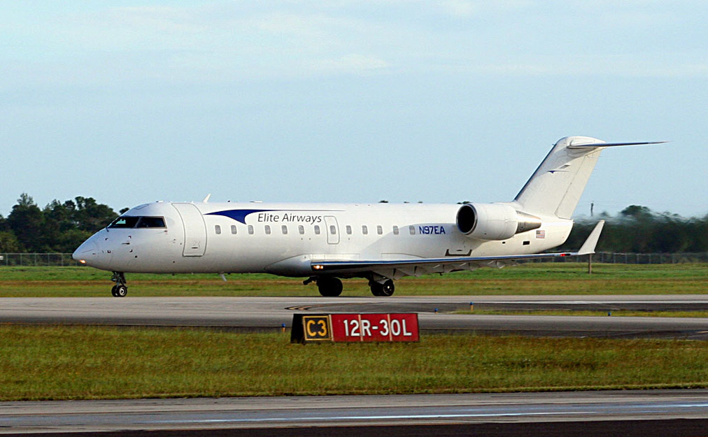 Elite Airways CRJ-200