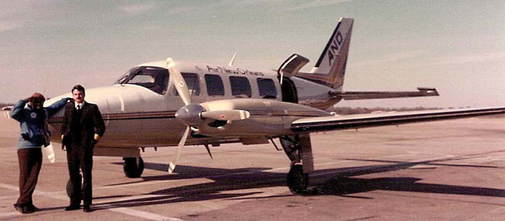 Air New Orleans Piper Navajo