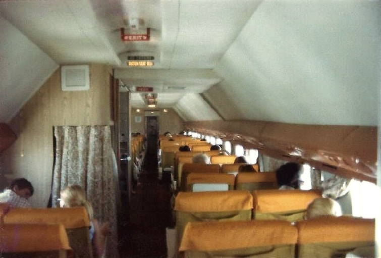 Mackey International Airlines DC-6.